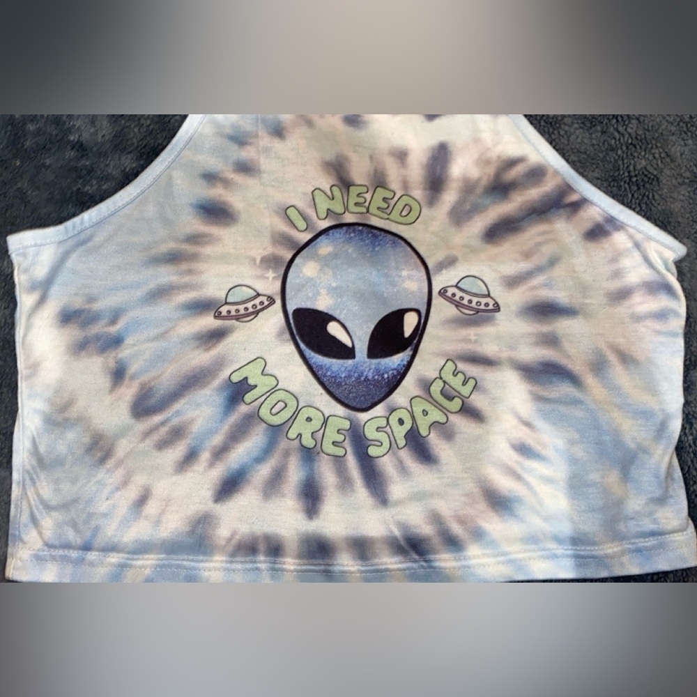 ALIEN halter crop top